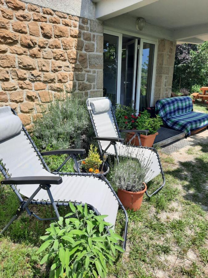 Maison Et Jardin Dans Le Lot! Chez L'habitant! *